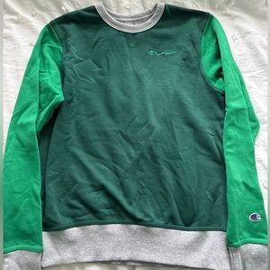 Champion Authentic Athleticwear Light and Dark Green Sweatshirt. Size Small.
